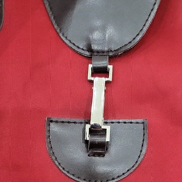 Source Unknown Vibrant Red Tote with Black Details - Picture 7 of 9